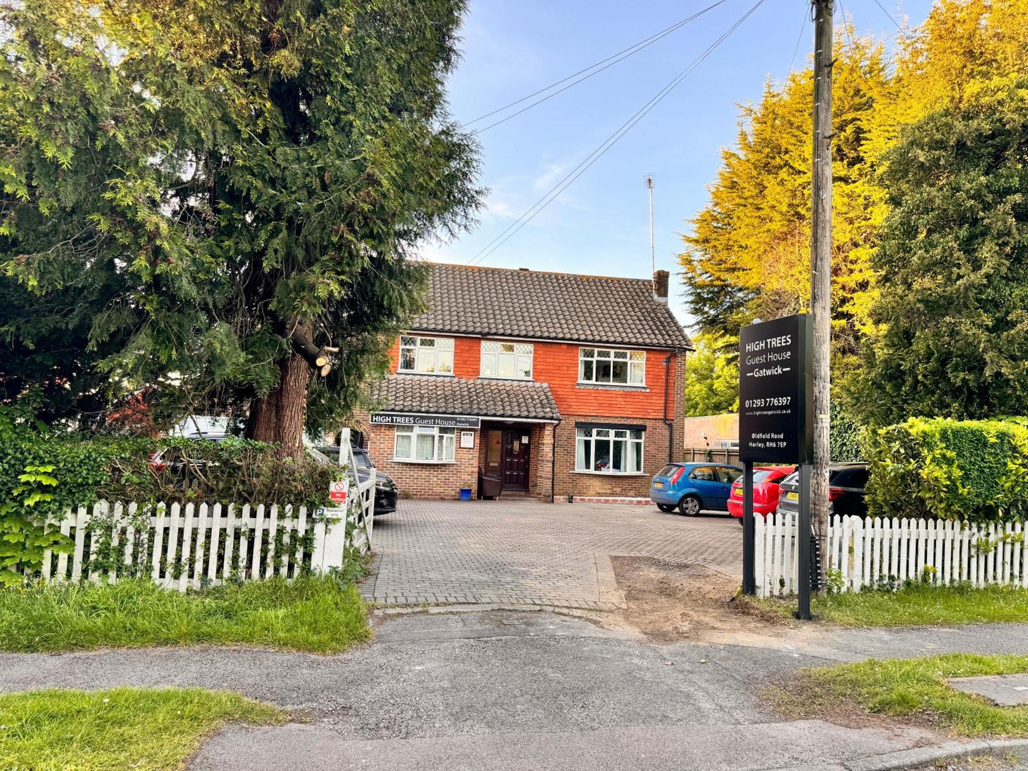 High Trees Guest House Gatwick Horley Ngoại thất bức ảnh