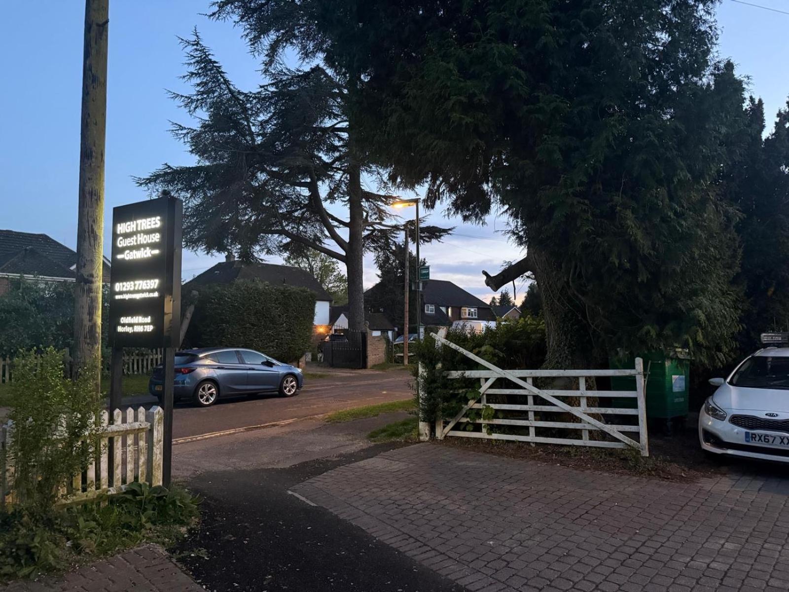 High Trees Guest House Gatwick Horley Ngoại thất bức ảnh